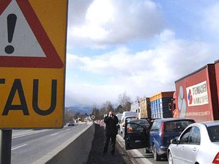 An Pfingsten regieren die Staus auf Österreichs Straßen.