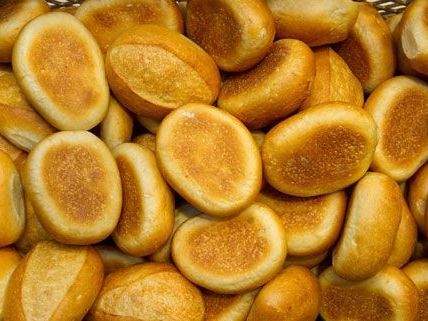 Trotz mangelnder Hinweise konnte der Bäckereiraub in Liesing aufgeklärt und die Täter ausgeforscht werden. Trotz mangelnder Hinweise konnte der Bäckereiraub in Liesing aufgeklärt und die Täter ausgeforscht werden.