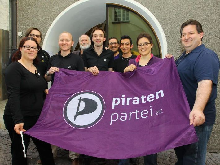 Stärkung der Bürgerrechte, mehr direkte Demokratie und Informationsfreiheit: Das haben sich die Ländle-Piraten auf die Fahnen geheftet. Stärkung der Bürgerrechte, mehr direkte Demokratie und Informationsfreiheit: Das haben sich die Ländle-Piraten auf die Fahnen geheftet.