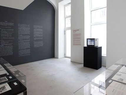 Auch in Wien hat der Friedrichshof nun einen Kunstraum eröffnet. Auch in Wien hat der Friedrichshof nun einen Kunstraum eröffnet.