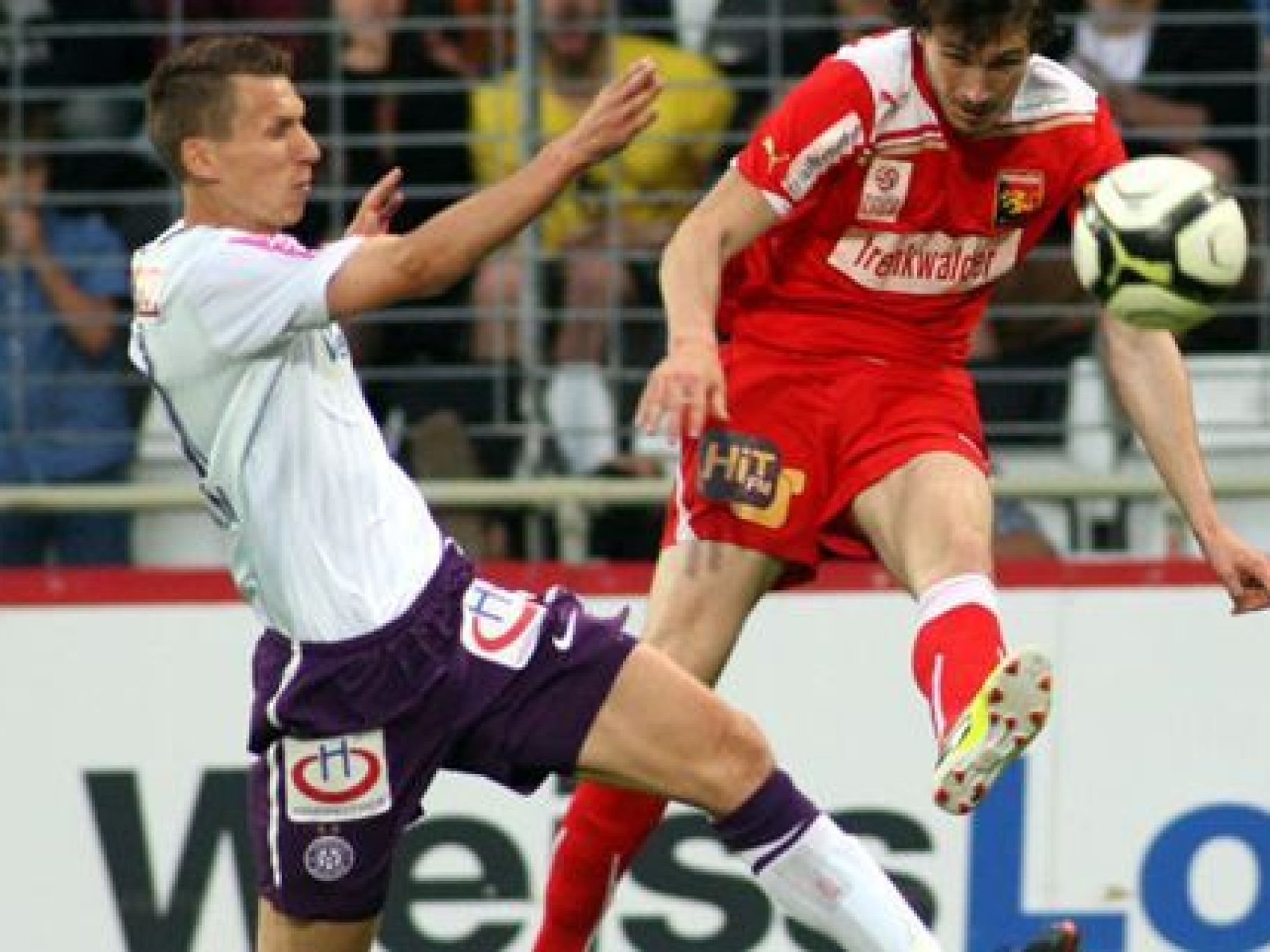 Die Austria musste am Samstag gegen Admira erneut eine Schlappe in Kauf nehmen. Die Austria musste am Samstag gegen Admira erneut eine Schlappe in Kauf nehmen.