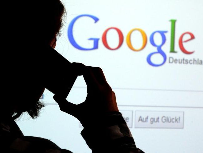 Übernahme des Handy-Urgesteins durch den Internetkonzern hing monatelang in der Luft Übernahme des Handy-Urgesteins durch den Internetkonzern hing monatelang in der Luft