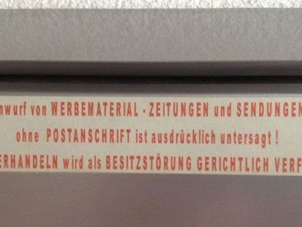 Das ist der Briefkasten von Johann H.: Er fordert in Tadten Geld für unadressierte Zusendungen Das ist der Briefkasten von Johann H.: Er fordert in Tadten Geld für unadressierte Zusendungen