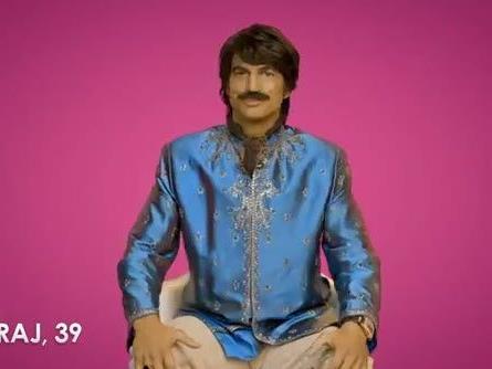 Ashton Kutcher als Inder verkleidet.
