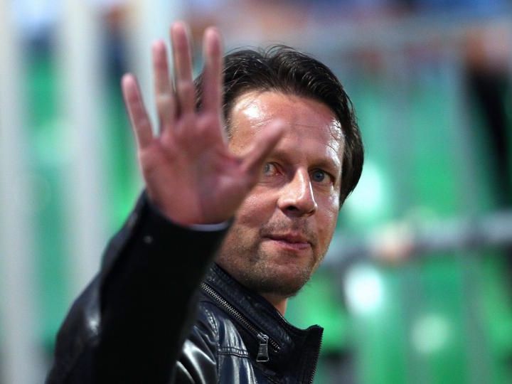 Bundeslige SV Mattersburg - SK Rapid Wien: Im Bild der Trainer von Rapid, Peter Schöttel. Bundeslige SV Mattersburg - SK Rapid Wien: Im Bild der Trainer von Rapid, Peter Schöttel.