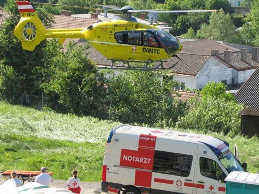 Ein 16-jähriger wurde in Niederösterreich schwer verletzt. Ein 16-jähriger wurde in Niederösterreich schwer verletzt.