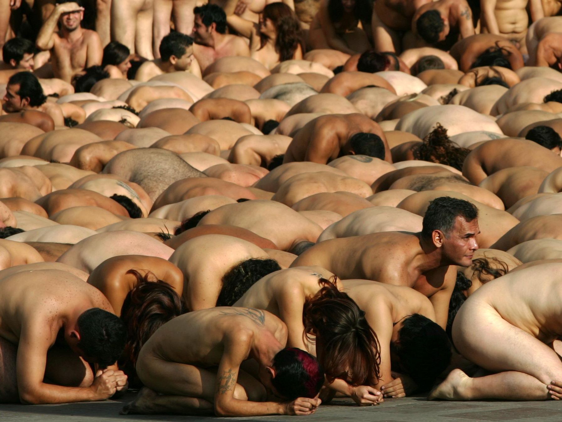 Spencer Tunick sucht wieder Nackte. Spencer Tunick sucht wieder Nackte.