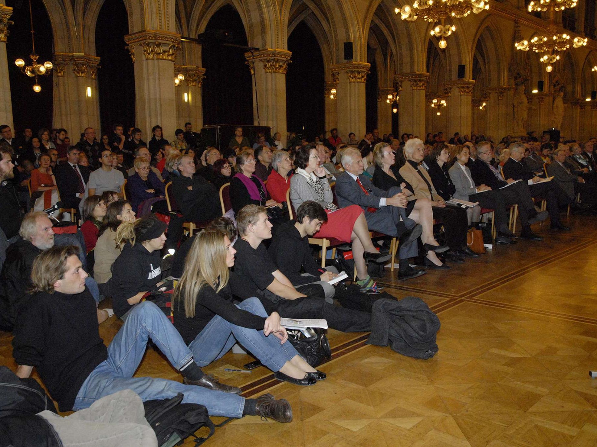 2.400 Besucher bei Wiener Vorlesung mit Jean Ziegler 2011