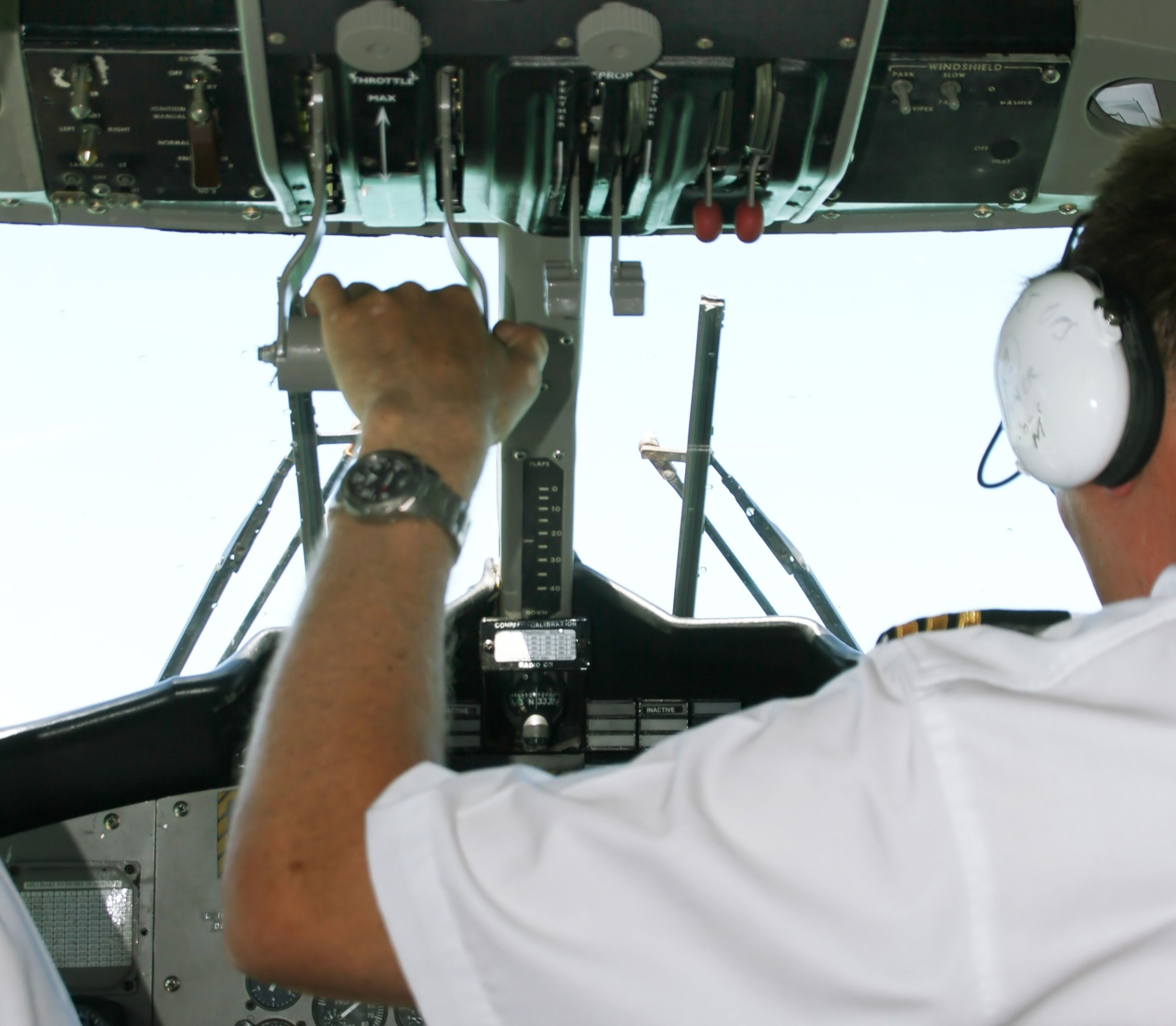 Müdigkeit im Cockpit wird zum Sicherheitsrisiko. Müdigkeit im Cockpit wird zum Sicherheitsrisiko.