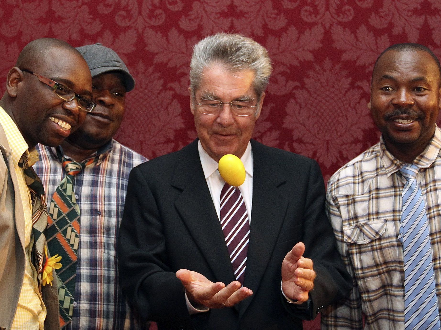 Heinz Fischer war in bester Laune beim Jubiläum für Nachbar in Not Heinz Fischer war in bester Laune beim Jubiläum für Nachbar in Not
