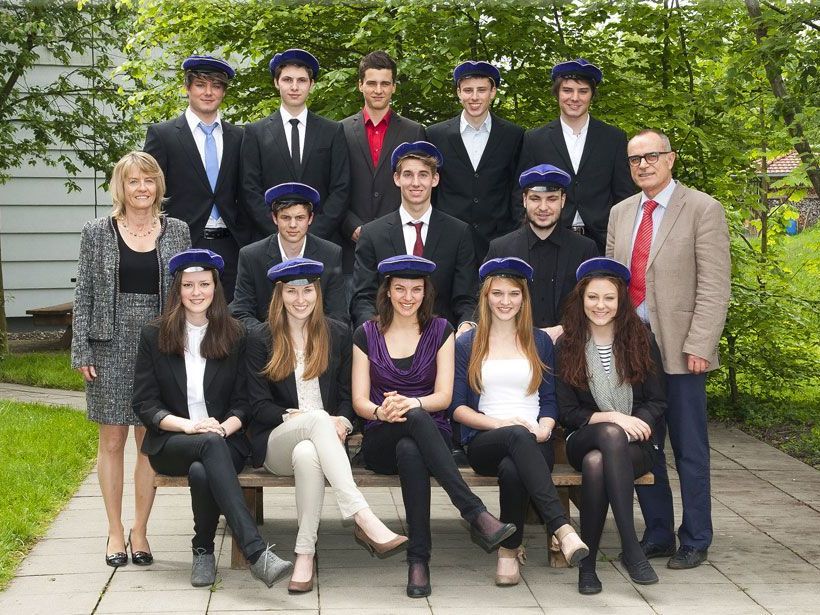 Die Maturanten der 8a des BG Lustenau Die Maturanten der 8a des BG Lustenau