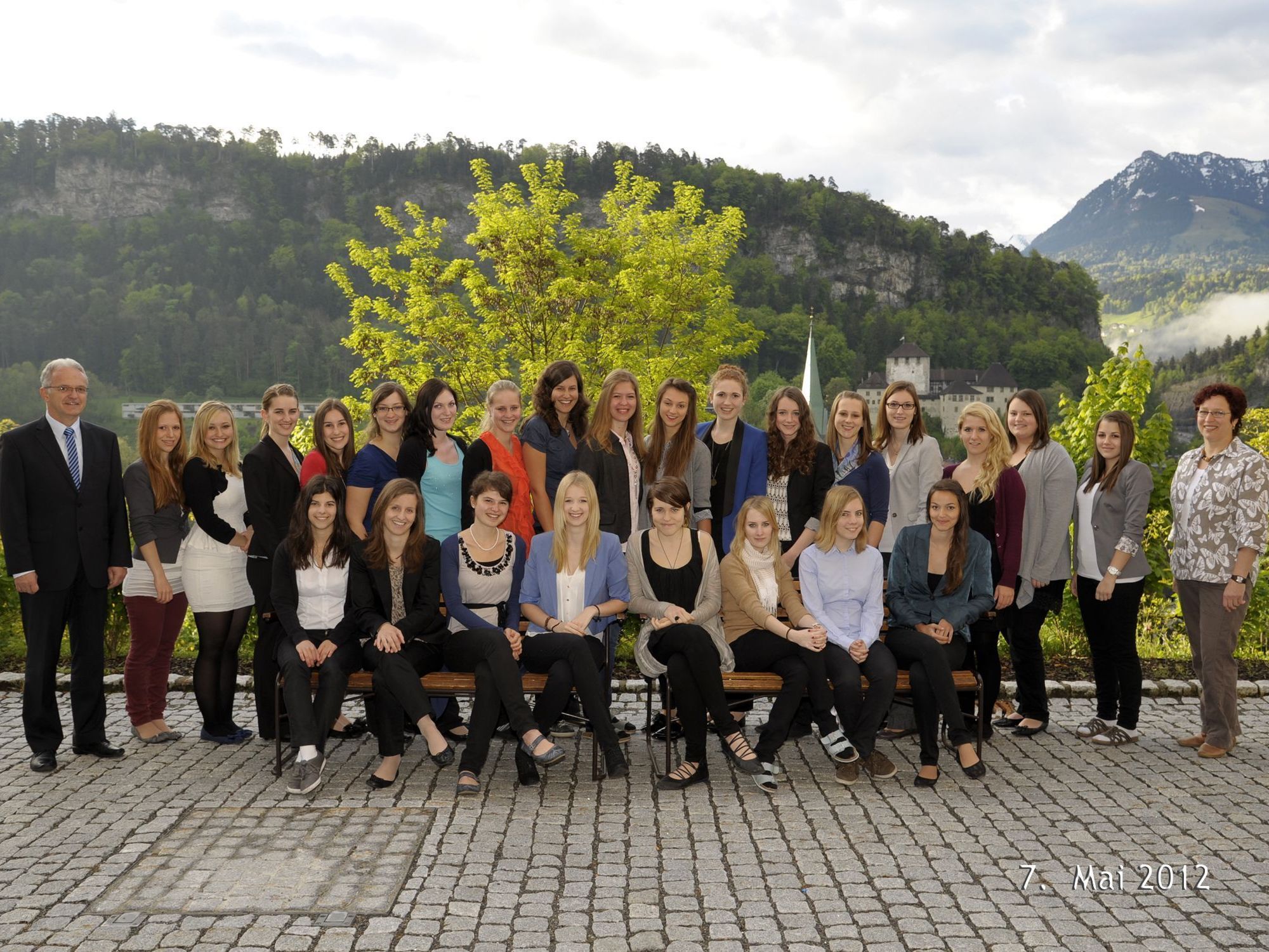 Die Maturanten der 5b der BAKIP Feldkirch Die Maturanten der 5b der BAKIP Feldkirch