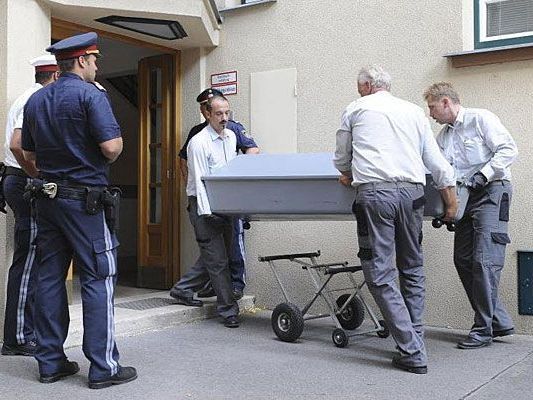 Die beiden Opfer von dem Doppelmord in Meidling sind nach jüngsten Angaben erstochen worden Die beiden Opfer von dem Doppelmord in Meidling sind nach jüngsten Angaben erstochen worden