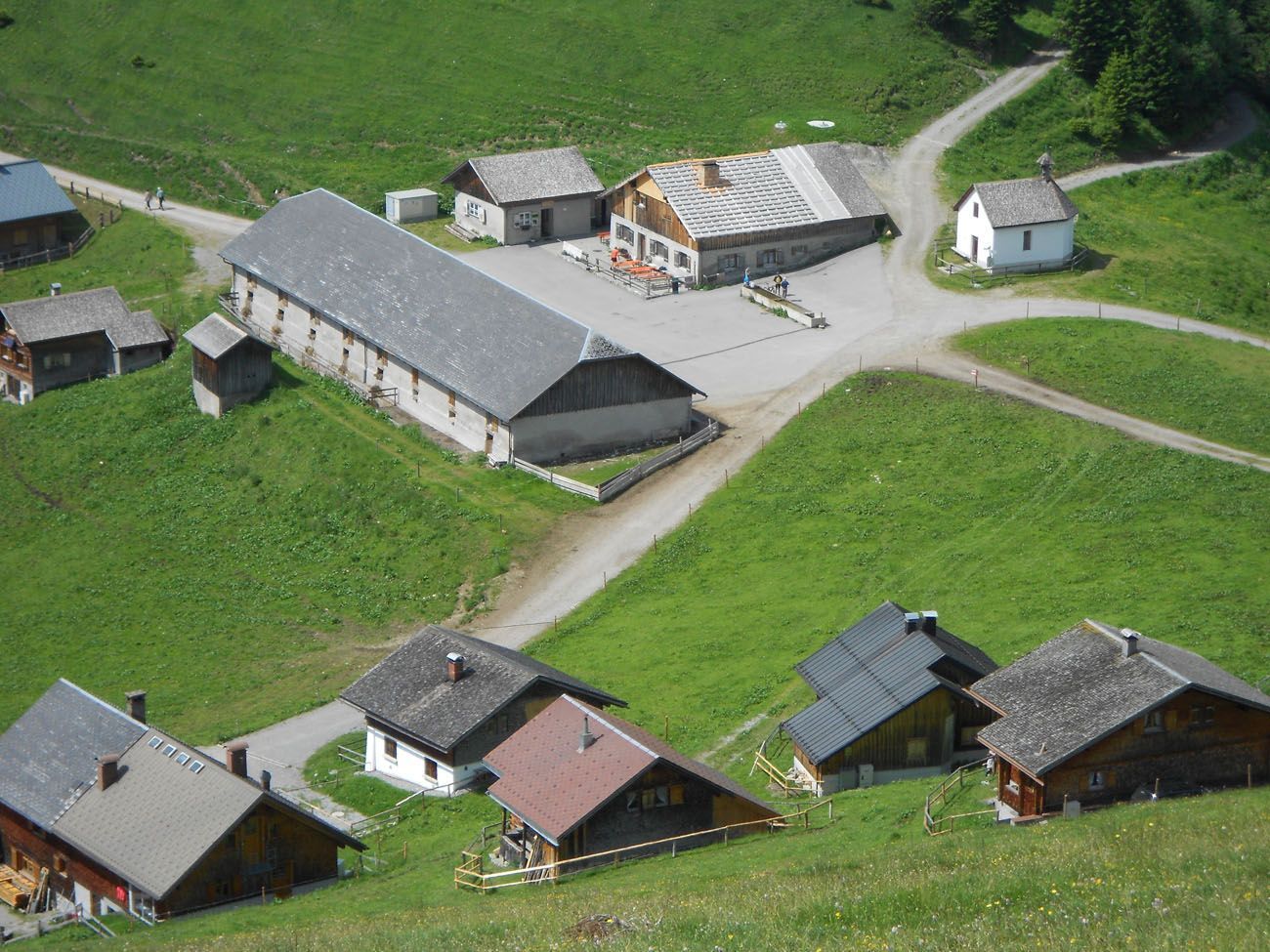 Mit den nötigen Modernisierungen auf der Alpe Gamp wird noch dieses Jahr begonnen. Mit den nötigen Modernisierungen auf der Alpe Gamp wird noch dieses Jahr begonnen.