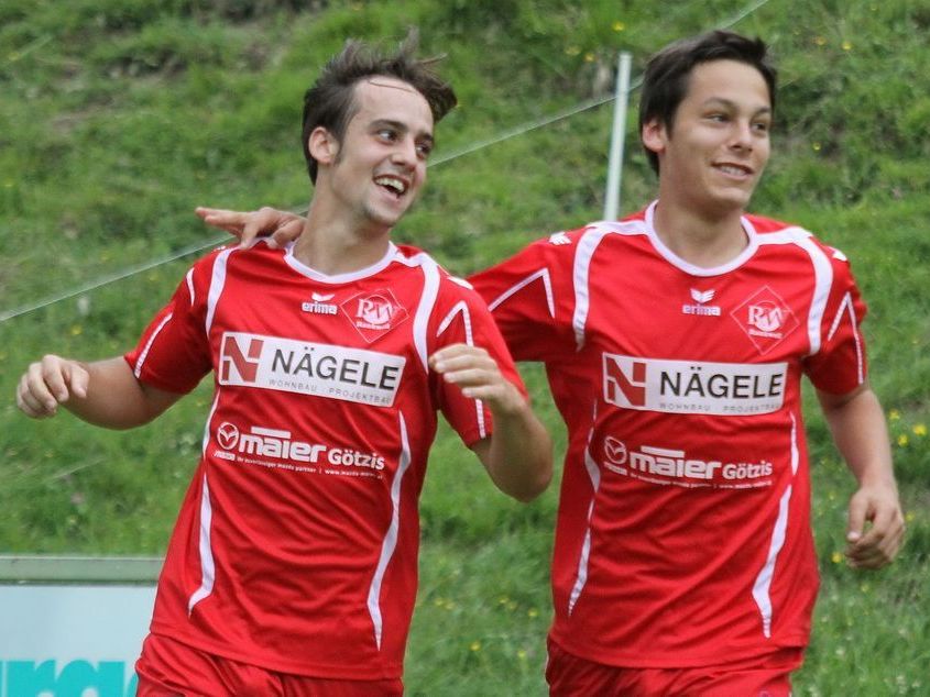 Tobias Winter (l.) erzielte für Rankweil einen Doppelpack binnen sieben Minuten. Tobias Winter (l.) erzielte für Rankweil einen Doppelpack binnen sieben Minuten.