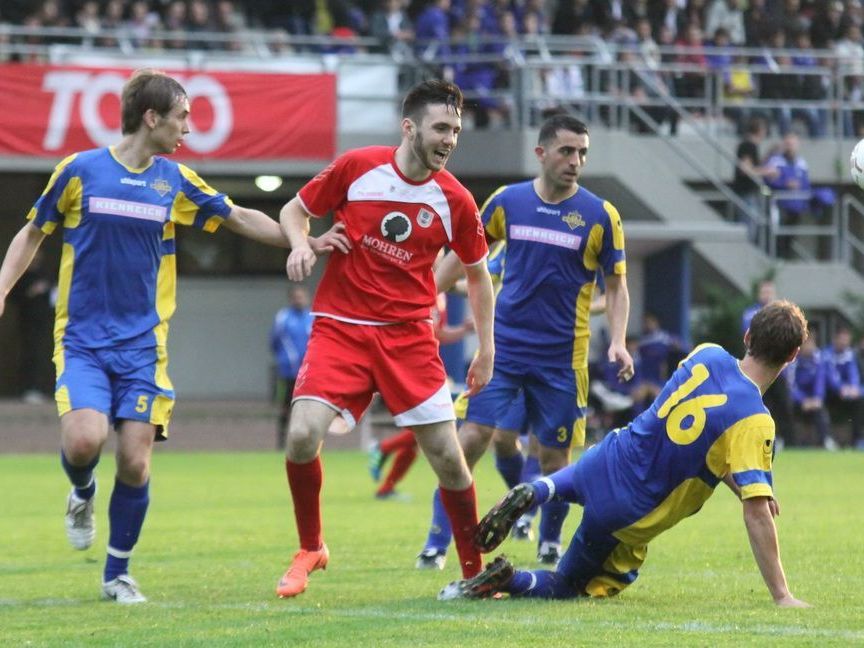 Ex-FC Dornbirn Spielmacher Gültekin Sönmez erlitt schon einen Kreuzbandriss und fällt sechs Monate aus. Ex-FC Dornbirn Spielmacher Gültekin Sönmez erlitt schon einen Kreuzbandriss und fällt sechs Monate aus.