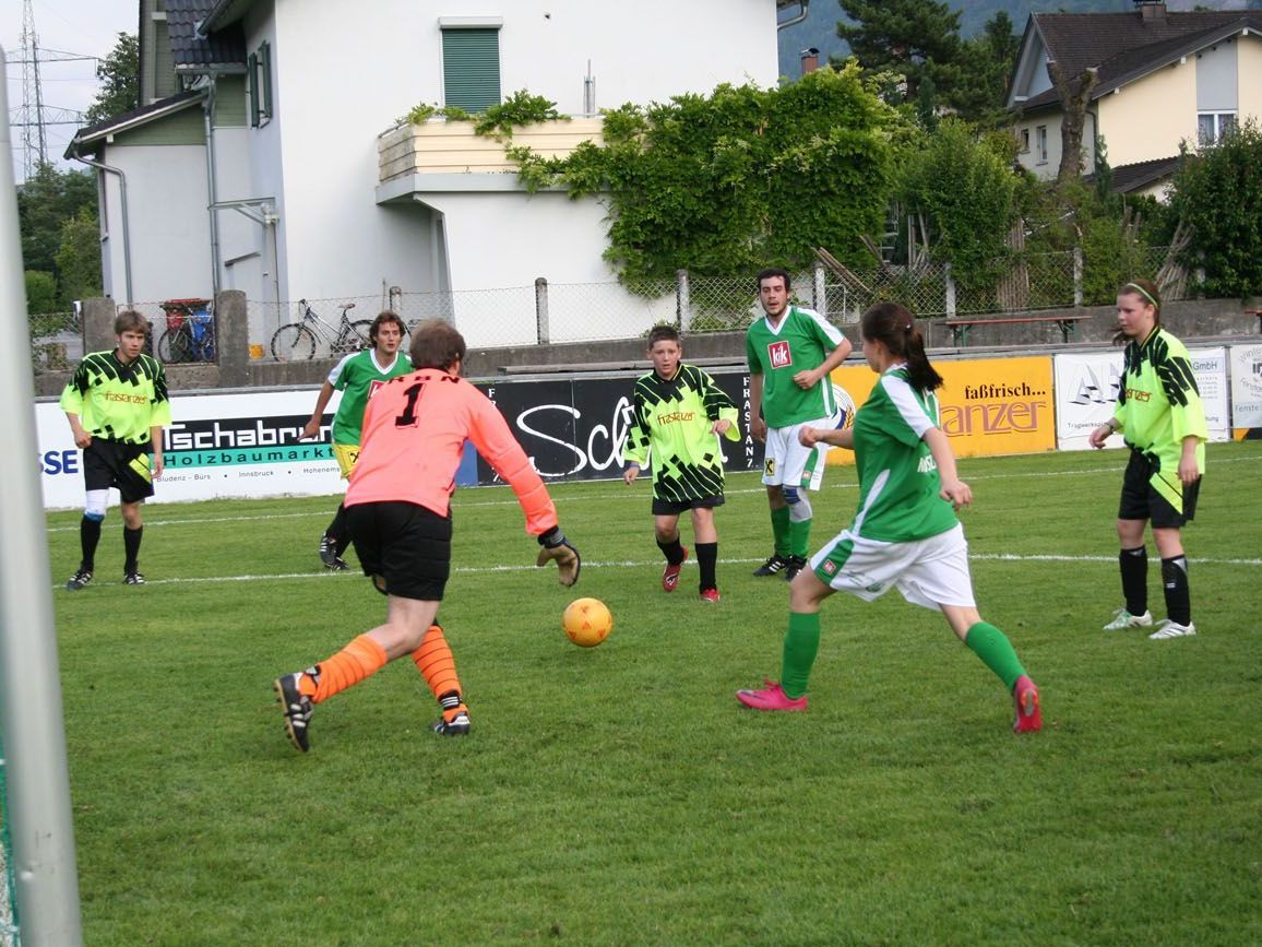 Spaß und sportlicher Ehrgeiz prägten das Ortsvereine-Turnier. Spaß und sportlicher Ehrgeiz prägten das Ortsvereine-Turnier.