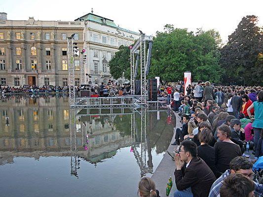 Das Popfest am Karlsplatz lockt seit den Anfängen Musikfreunde zu Seebühne und Co.
