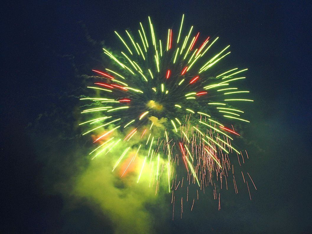 Das Feuerwerk der 5. Montafon Alpine Trophy begeisterte nicht nur die Teilnehmer der Veranstaltung. Das Feuerwerk der 5. Montafon Alpine Trophy begeisterte nicht nur die Teilnehmer der Veranstaltung.