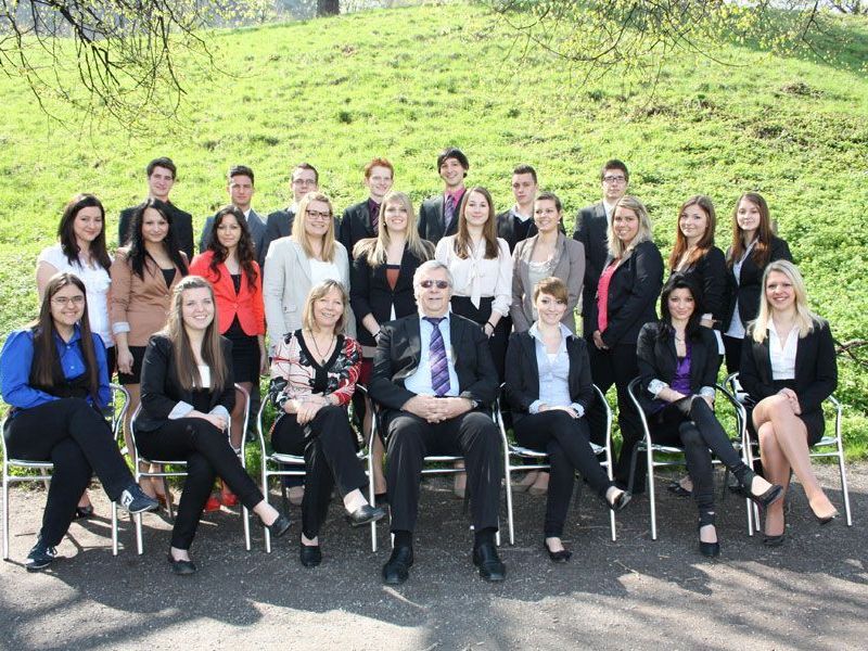 Die Maturanten der Vb der HAK Feldkirch Die Maturanten der Vb der HAK Feldkirch