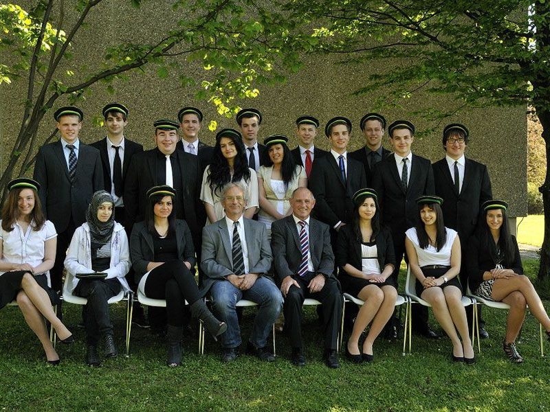 Die Maturanten der Vc der HAK Lustenau Die Maturanten der Vc der HAK Lustenau