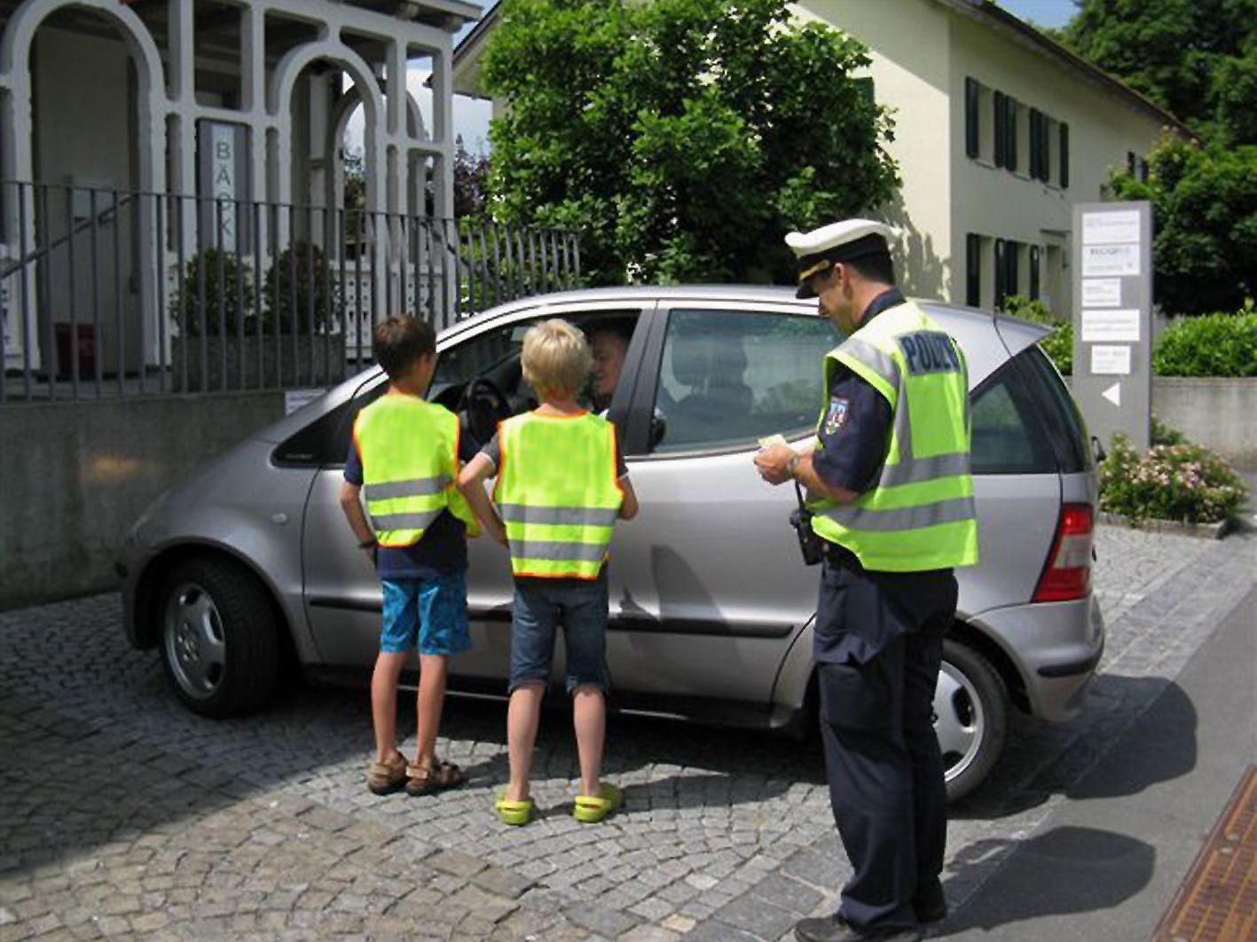 Durch das Gespräch mit Kindern wird vielen Lenkern die Verantwortung für das eigene Handeln bewusst. Durch das Gespräch mit Kindern wird vielen Lenkern die Verantwortung für das eigene Handeln bewusst.