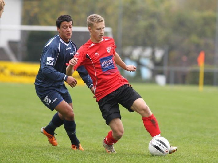 Simon Kühne wechselt zum Erstligaklub Austria Lustenau. Simon Kühne wechselt zum Erstligaklub Austria Lustenau.
