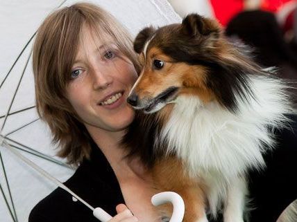 Am 9. und 10. Juni gehört die Rennbahn den Hunden und nicht den Pferden. Am 9. und 10. Juni gehört die Rennbahn den Hunden und nicht den Pferden.
