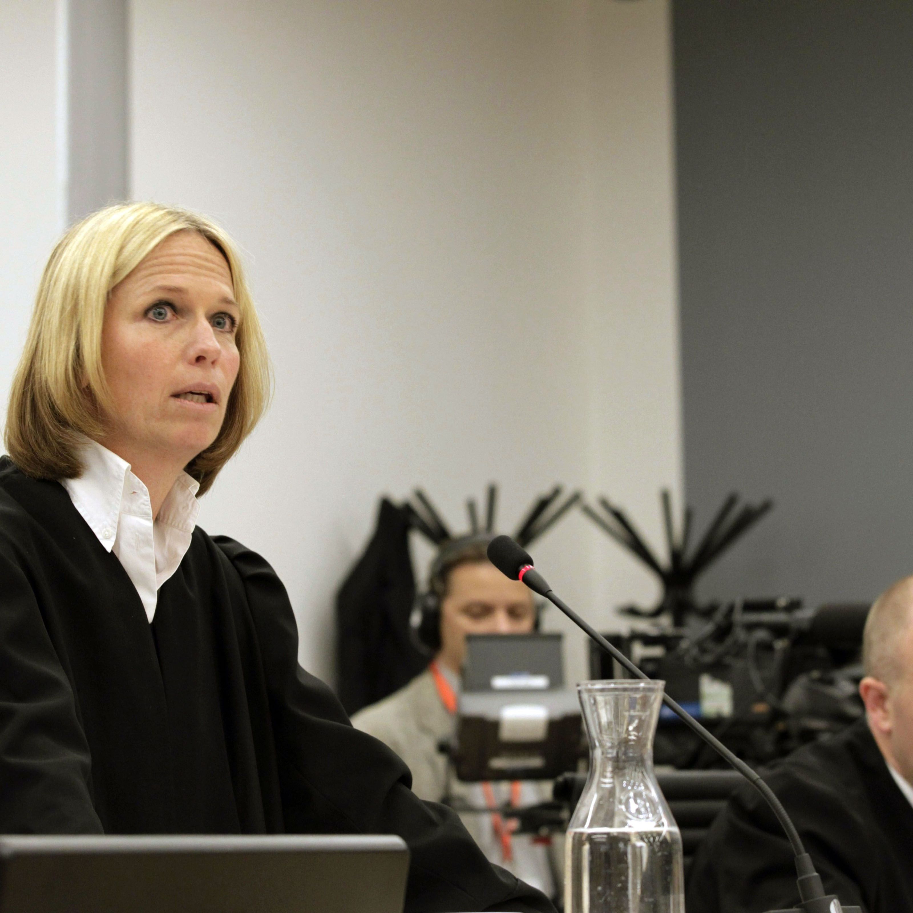 Staatsanwältin Inga Bejer Engh sprach in ihrem Schlussplädoyer von einem "nationalen Trauma". Staatsanwältin Inga Bejer Engh sprach in ihrem Schlussplädoyer von einem "nationalen Trauma".