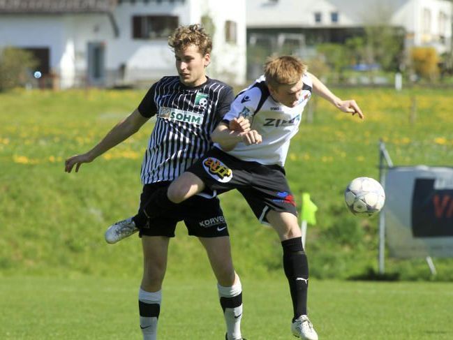 FC Langenegg verlor in Thüringen mit 0:4 FC Langenegg verlor in Thüringen mit 0:4