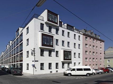 Früher wurden im Siegerprojekts des 27. Stadterneuerungspreises Metallwaren hergestellt. Früher wurden im Siegerprojekts des 27. Stadterneuerungspreises Metallwaren hergestellt.