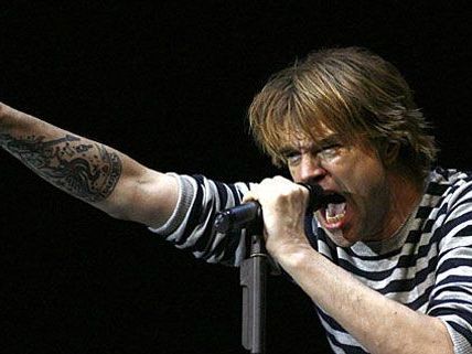 Die Konzerte der Toten Hosen im Burgtheater sind ausverkauft, Tickets sind nur mehr auf ebay erhältlich. Die Konzerte der Toten Hosen im Burgtheater sind ausverkauft, Tickets sind nur mehr auf ebay erhältlich.