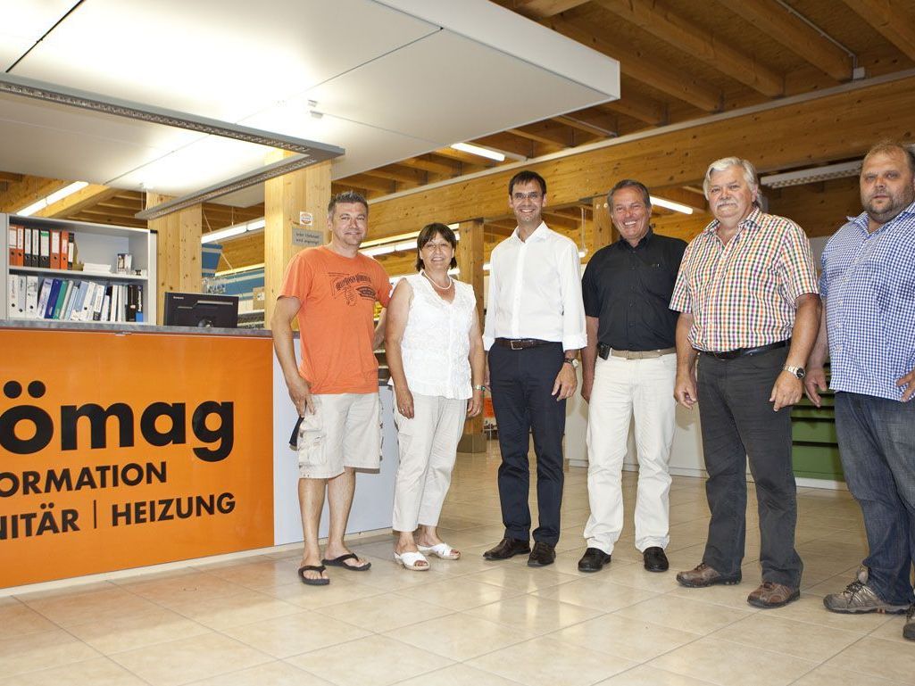 Landeshauptmann Mag. Markus Wallner besuchte u. a. das Schrunser Familienunternehmen BÖMAG. Landeshauptmann Mag. Markus Wallner besuchte u. a. das Schrunser Familienunternehmen BÖMAG.