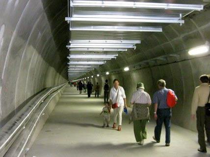 Der Lainzer Tunnel ist nun fertig und lud zum "Tag der offenen Tür".
