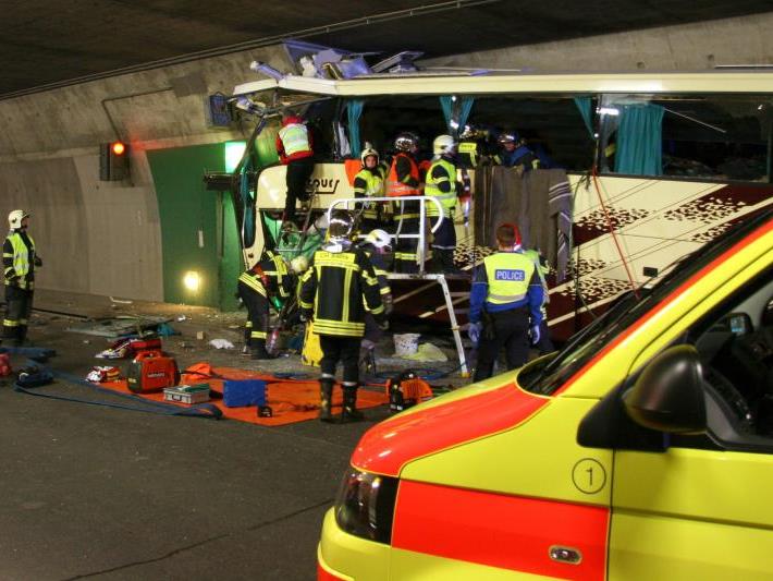 Tragisches Busunglück im Wallis im März diesen Jahres kostete 28 Menschen das Leben