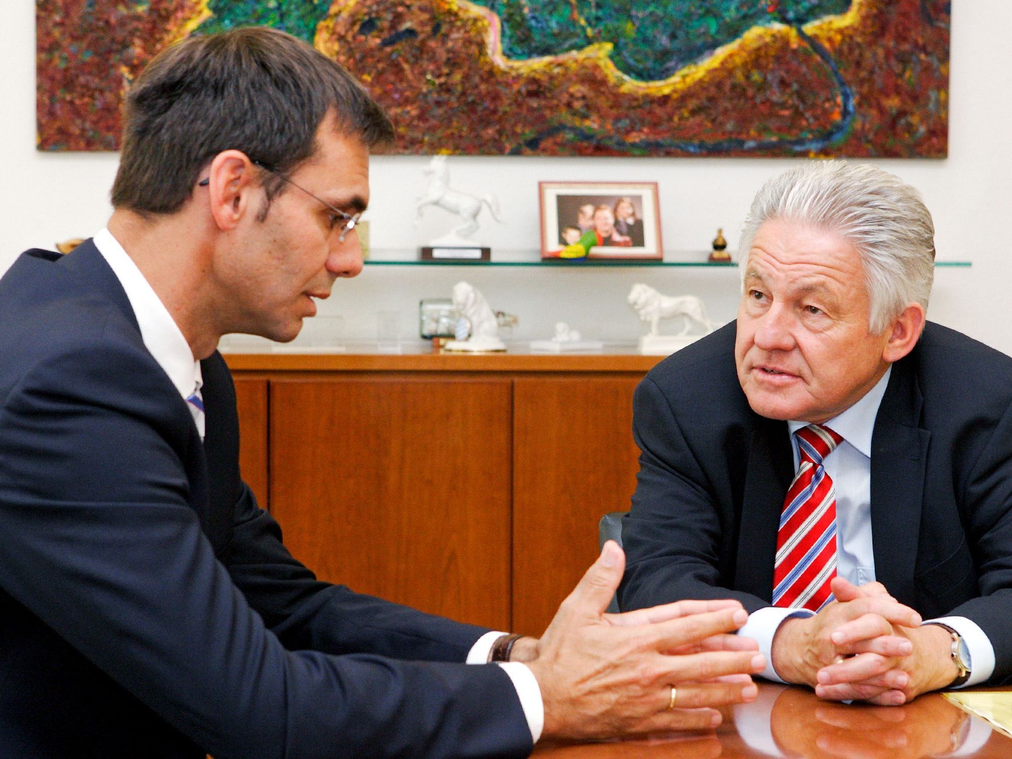 Landeshauptmann Wallner auf Arbeitsbesuch in Oberösterreich. Landeshauptmann Wallner auf Arbeitsbesuch in Oberösterreich.