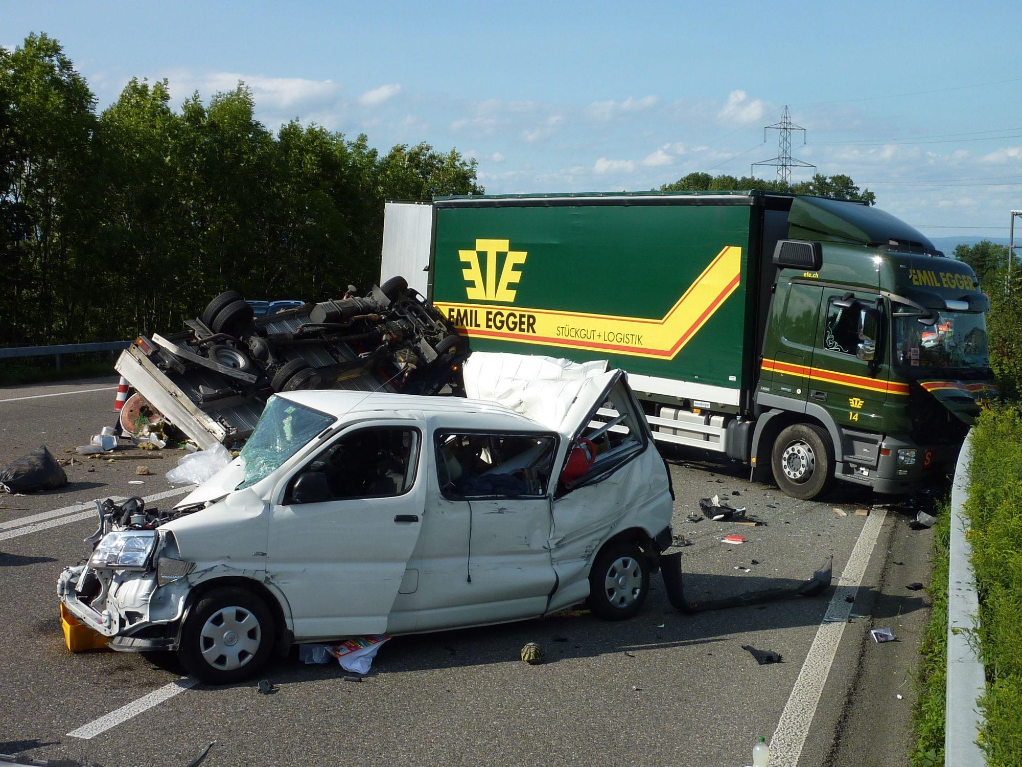 Schwerer Unfall auf der A1 im Kanton St. Gallen