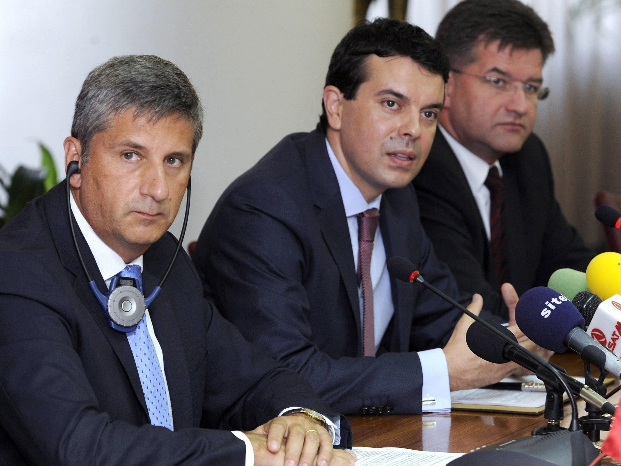 Außenminister Michael Spindelegger mit seinen Amtskollegen Nikola Poposki (Mazedonien) und Miroslav Lajcak (Slowakei)