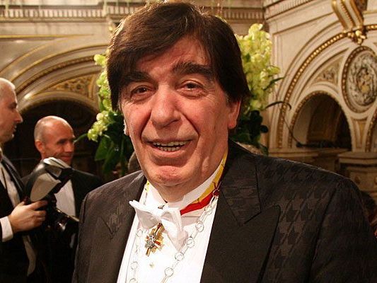 Franco Andolfo im Jahre 2007 beim Opernball in der Wiener Staatsoper Franco Andolfo im Jahre 2007 beim Opernball in der Wiener Staatsoper