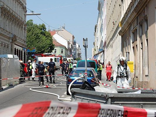 In der Lacknergasse in Hernals trat wahrscheinlich gefährliches Essigsäure In der Lacknergasse in Hernals trat wahrscheinlich gefährliches Essigsäure