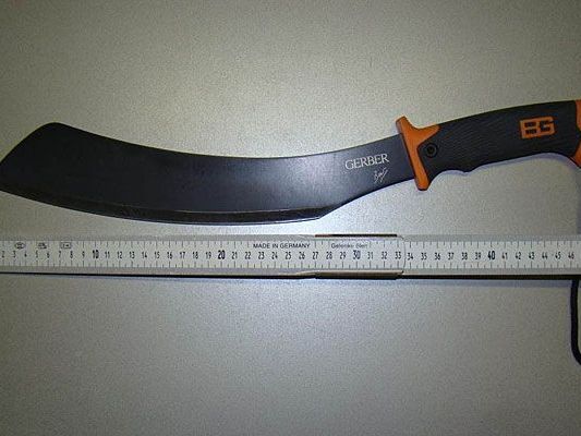 Mit dieser Machete wurde eine Frau in Wien-Favoriten bedroht Mit dieser Machete wurde eine Frau in Wien-Favoriten bedroht