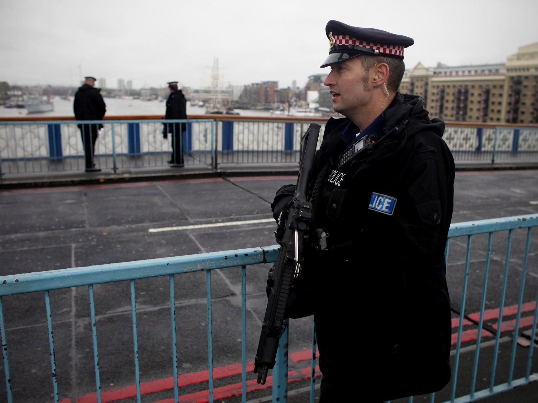 Drei Wochen vor Beginn der Olympischen Spiele wurden in London Terrorverdächtige festgenommen.