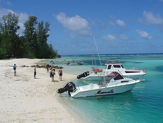 Der Wiener ging auf den Seychellen allein von Bord der Jacht - nun laufen die Ermittlungen Der Wiener ging auf den Seychellen allein von Bord der Jacht - nun laufen die Ermittlungen