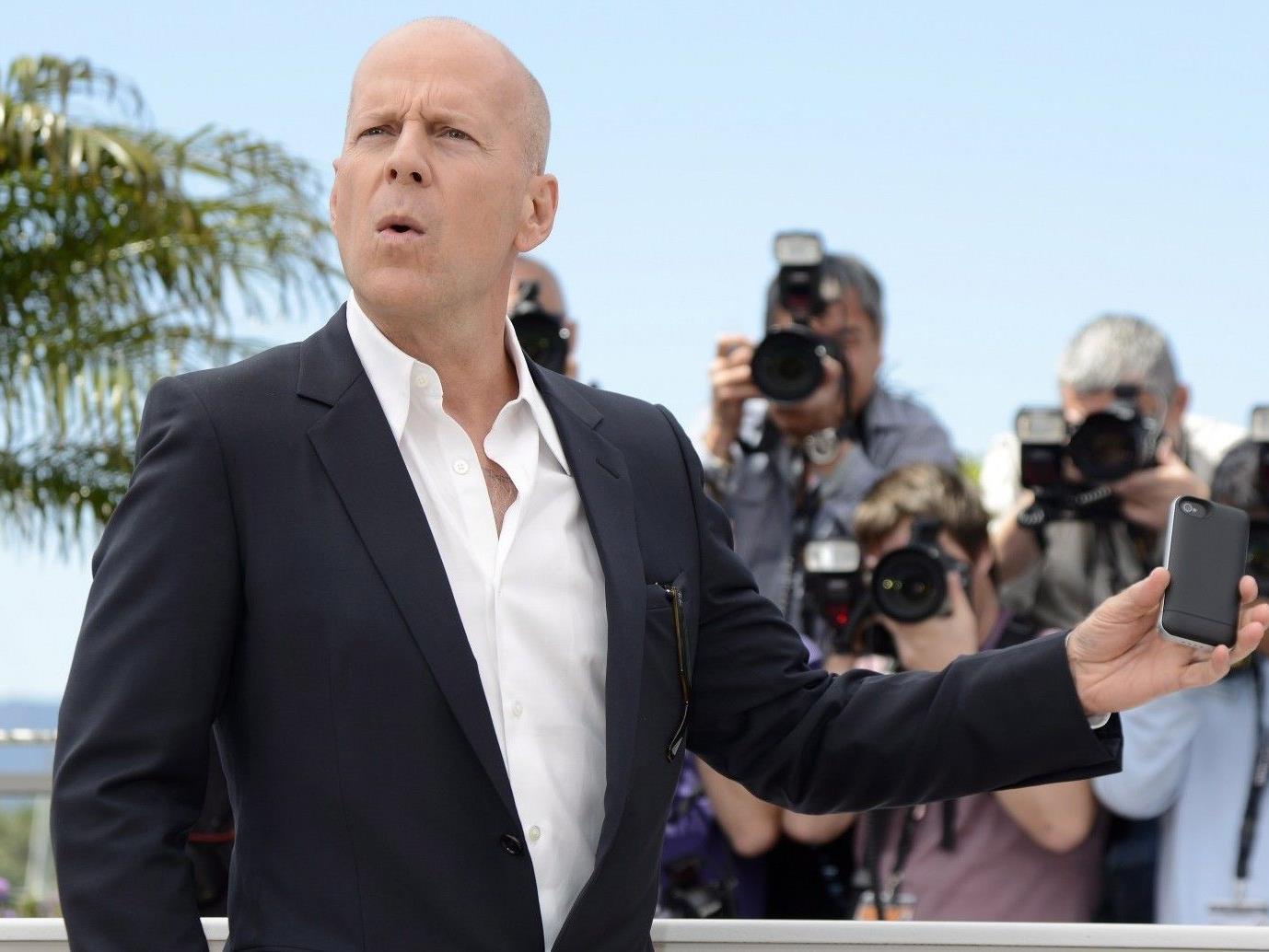 Bruce Willis eilte seiner Crew bei dem Brand am "Stirb langsam 5"-Set zur Hilfe.