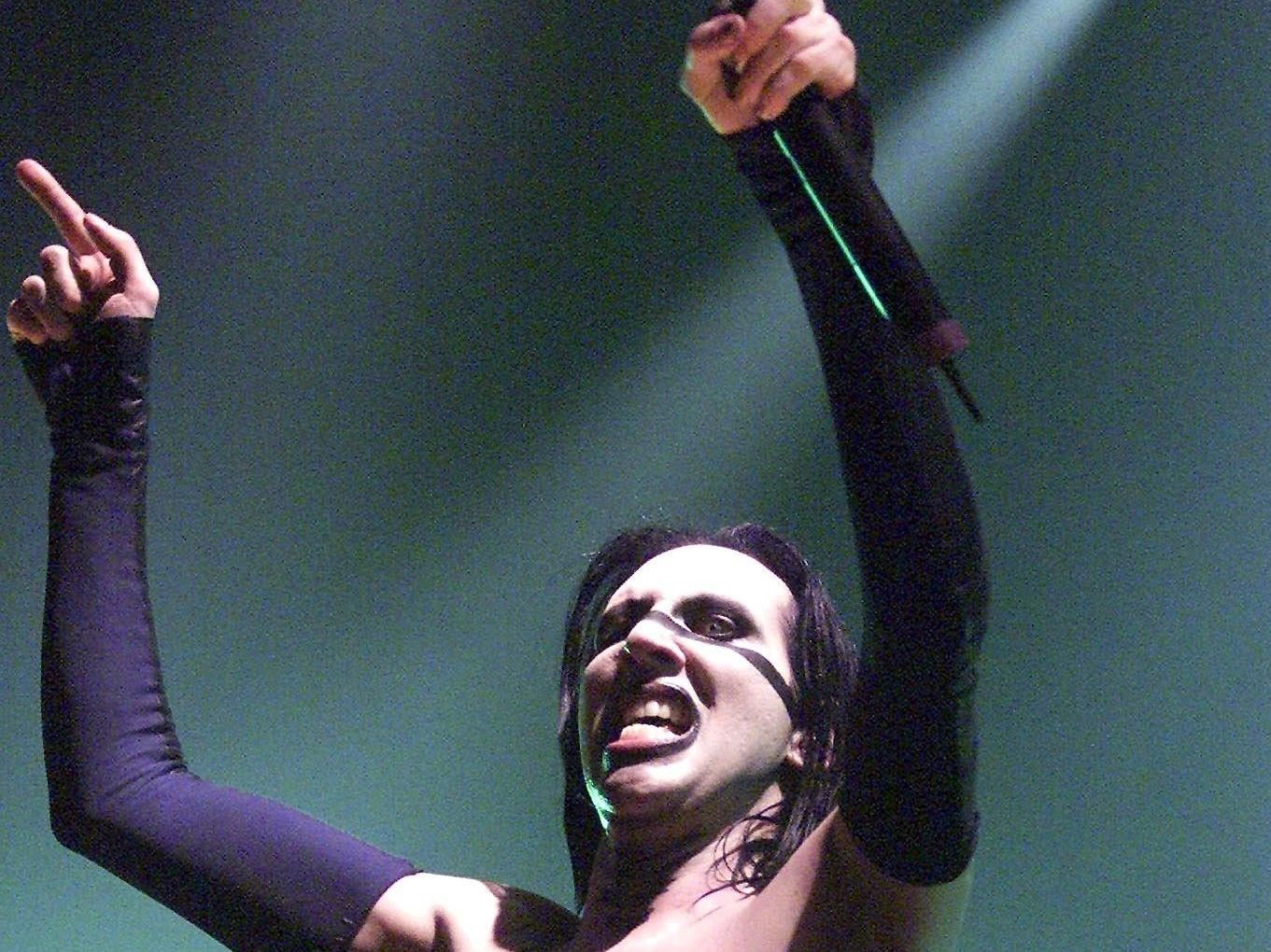 Schock-Rocker Manson in seinem Element. Schock-Rocker Manson in seinem Element.