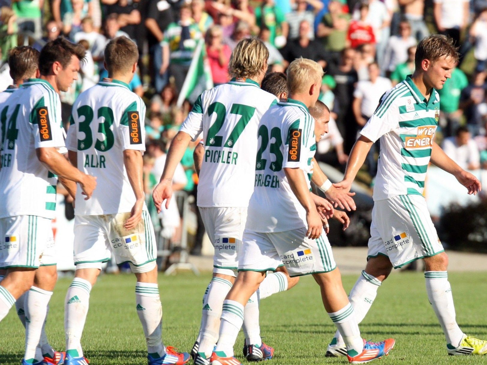 Rapid trifft ind er Europa League-Quali auf Vojvodina Novi Sad. Rapid trifft ind er Europa League-Quali auf Vojvodina Novi Sad.