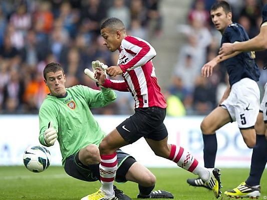 Niederländer spazierten durch die FK-Zeta-Abwehr Niederländer spazierten durch die FK-Zeta-Abwehr