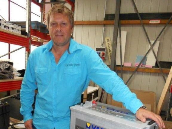 ABC-"Boss" Jürgen Haas ist neuer Dresssponsor beim VfB Hohenems. ABC-"Boss" Jürgen Haas ist neuer Dresssponsor beim VfB Hohenems.