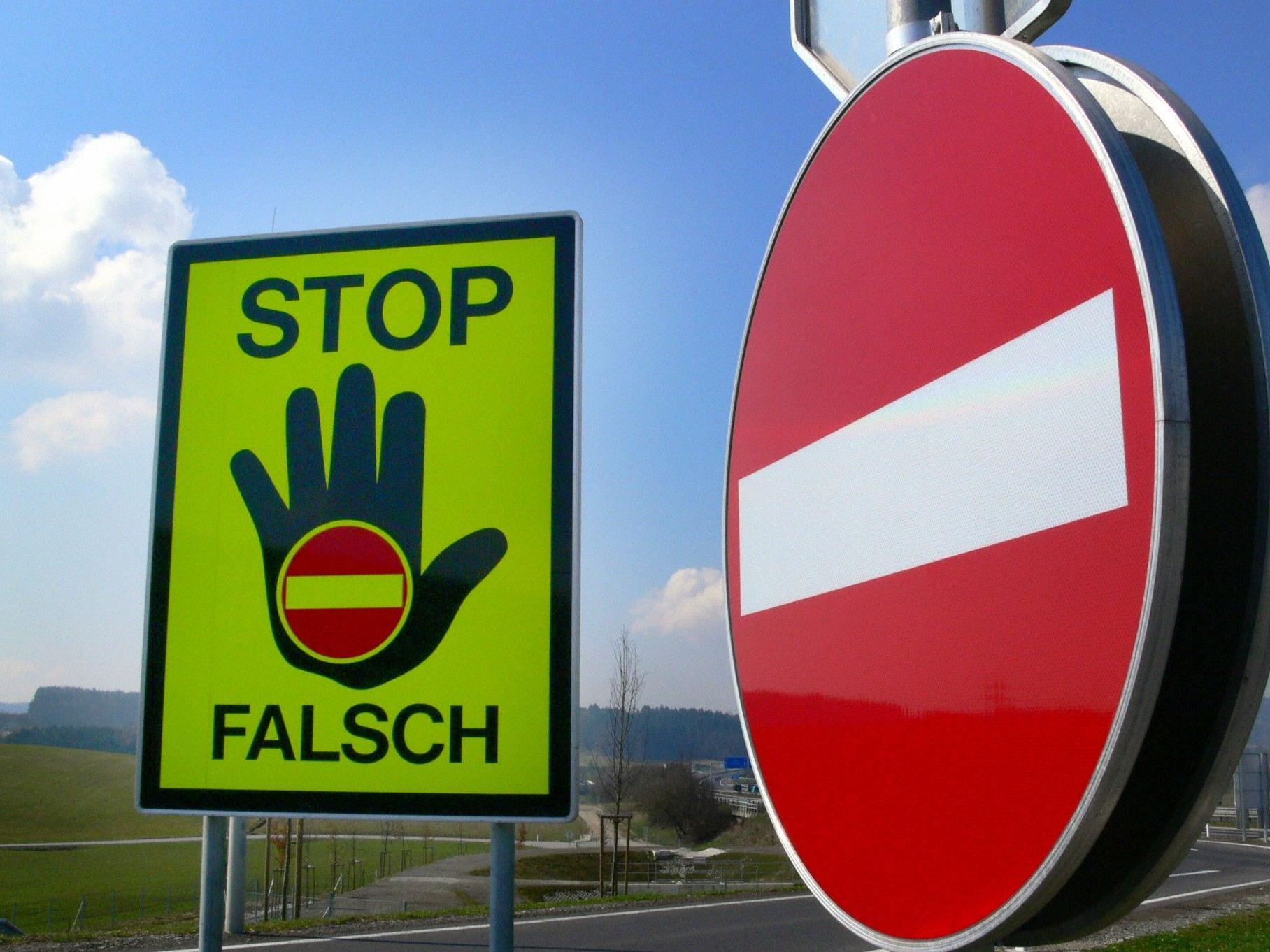 Ein Geisterfahrer-Unfall in Oberösterreich forderte zwei Schwerverletzt.