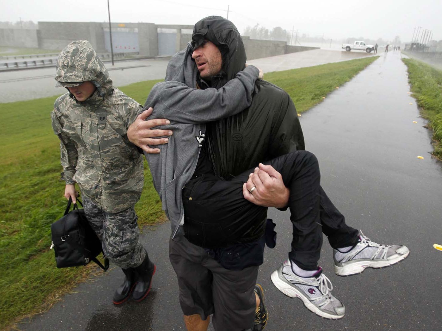 Tausende fliehen im Süden der USA vor dem Tropensturm "Isaac". Tausende fliehen im Süden der USA vor dem Tropensturm "Isaac".